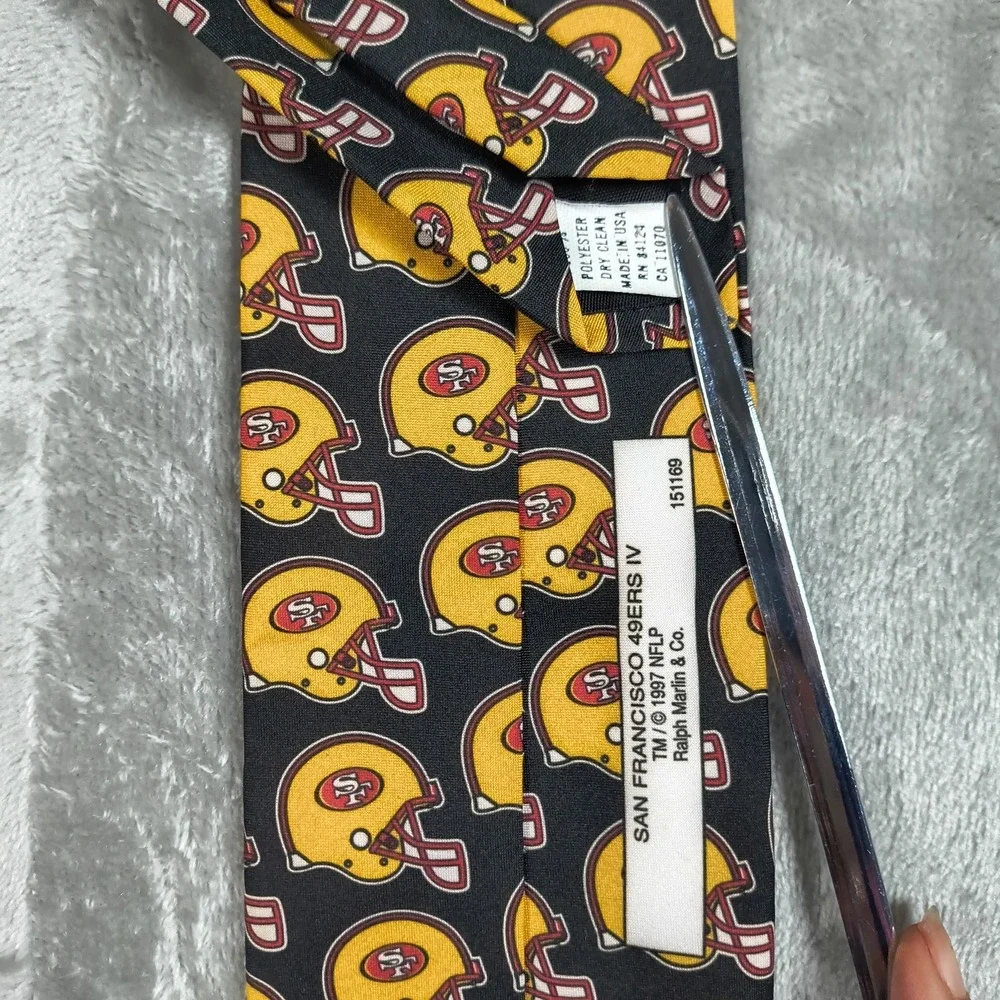 Vintage San Francisco 49ers Tie Mens Yellow Red Black Football‎ NFL 90s Game Day